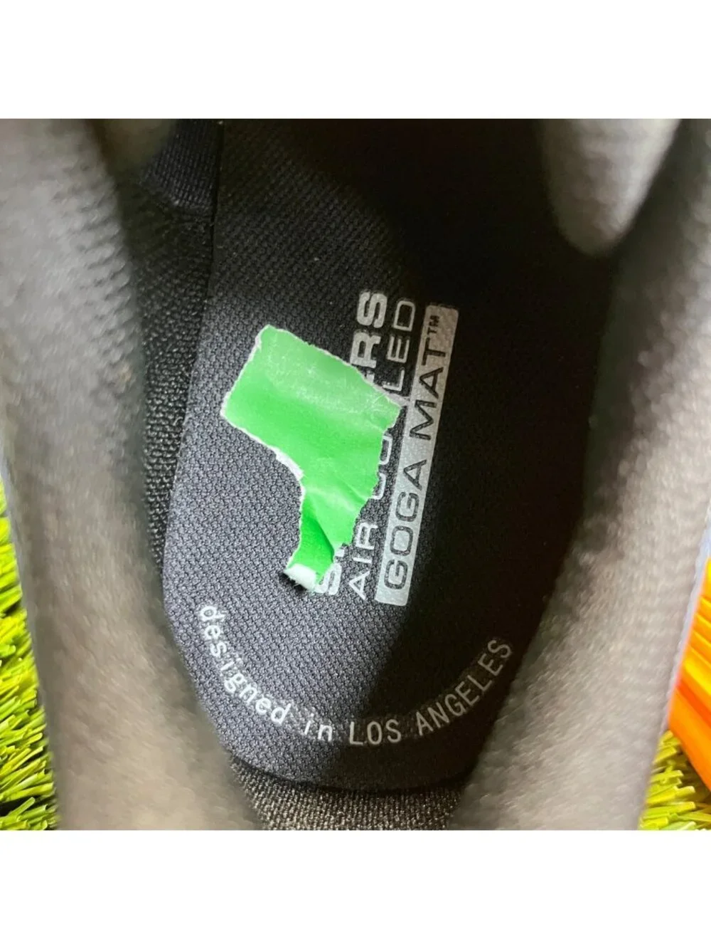 Skechers please review